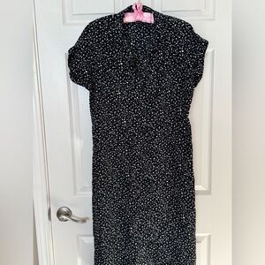 🖤BLACK FRIDAY PRICING!🖤 Sz 36 Only Black and White Patterned Midi Dress